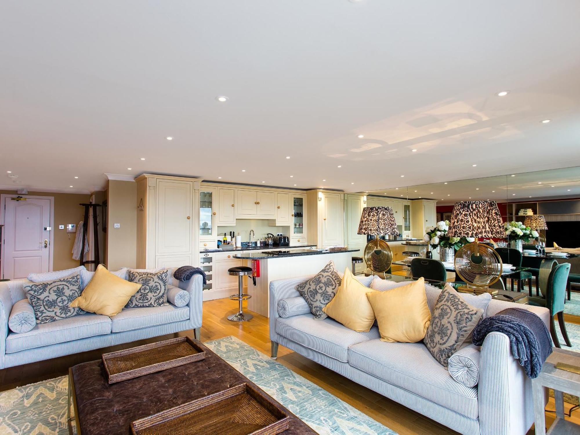 Solent View Apartment Cowes  Exteriör bild